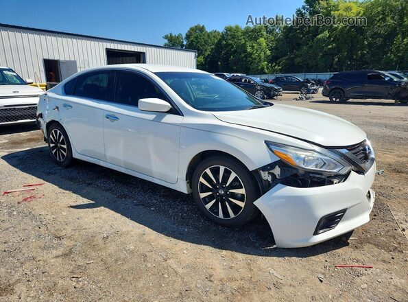 1N4AL3AP7JC179247 2018 NISSAN ALTIMA White Delantero derecho