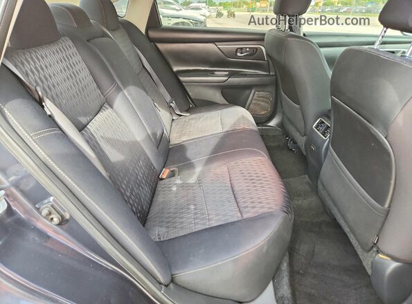 1N4AL3AP7JC192256 2018 NISSAN ALTIMA Gray Հետևի նստատեղերի տեսք