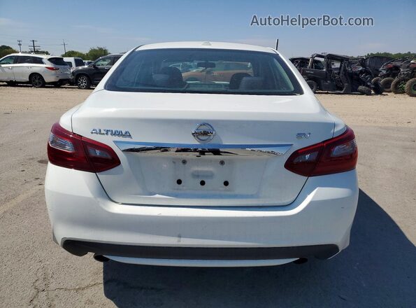 1N4AL3AP7JC214952 2018 NISSAN ALTIMA White Rear view