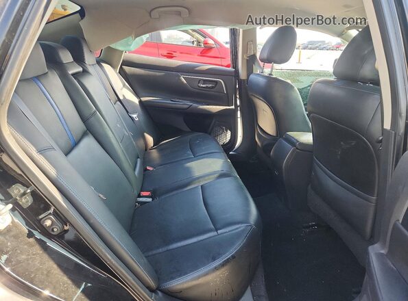 1N4AL3AP7JC246171 2018 NISSAN ALTIMA Black Rear seats view