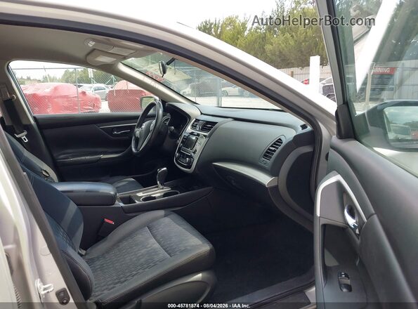 1N4AL3AP7JC272950 2018 NISSAN ALTIMA Silver Front interior view