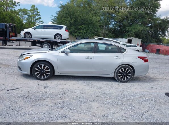 1N4AL3AP7JC272950 2018 NISSAN ALTIMA Silver 360 interior view
