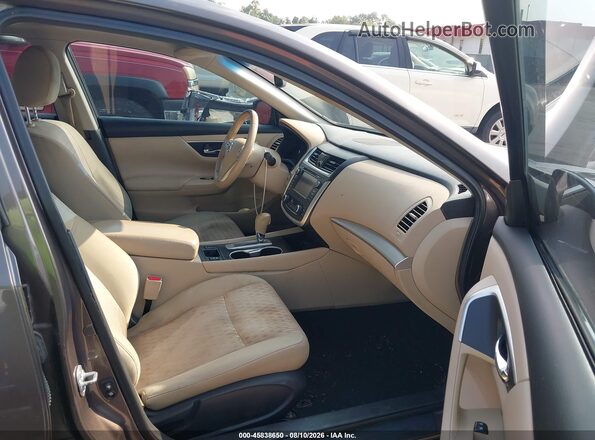 1N4AL3AP8GC130101 2016 NISSAN ALTIMA Dark Brown Front interior view