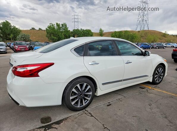 1N4AL3AP8GC145679 2016 NISSAN ALTIMA White Հետևի աջ