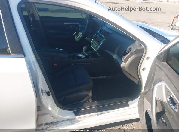 1N4AL3AP8GN360807 2016 NISSAN ALTIMA White Vista interior delantera