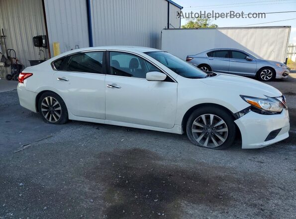 1N4AL3AP8HC138233 2017 NISSAN ALTIMA White წინა მარჯვენა