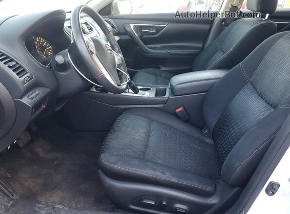 1N4AL3AP8HC138233 2017 NISSAN ALTIMA White წინა სალონის ხედი