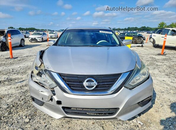 1N4AL3AP8HC158627 2017 NISSAN ALTIMA Silver Widok z przodu