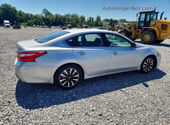 1N4AL3AP8HC197895 2017 NISSAN ALTIMA Серебряный Задняя правая четверть