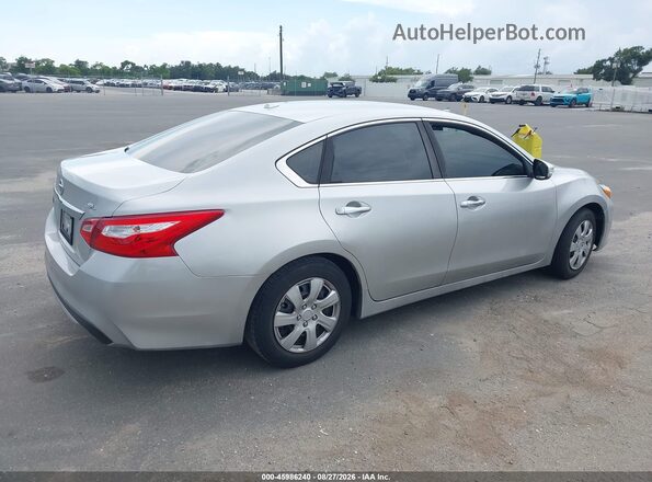 1N4AL3AP8HC201928 2017 NISSAN ALTIMA Silver უკანა მარჯვენა