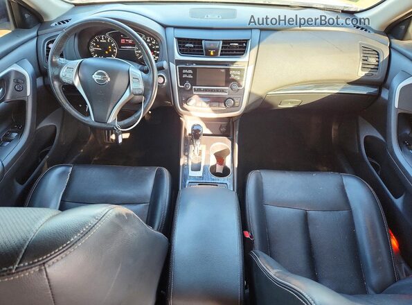 1N4AL3AP8HC226604 2017 NISSAN ALTIMA Silver Dashboard view