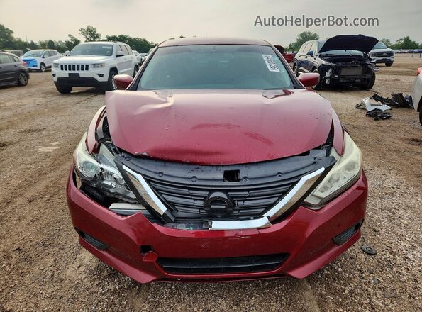 1N4AL3AP8HC252099 2017 NISSAN ALTIMA Red Widok z przodu