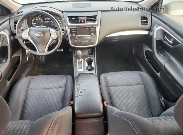 1N4AL3AP8HN367001 2017 NISSAN ALTIMA Silver Вид панелі приладів