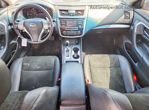 1N4AL3AP8JC117484 2018 NISSAN ALTIMA Gray Vista del salpicadero