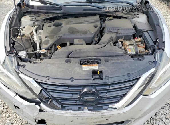 1N4AL3AP8JC126475 2018 NISSAN ALTIMA Gray Widok wnętrza z tyłu