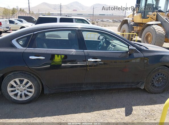 1N4AL3AP8JC162277 2018 NISSAN ALTIMA Black Rear interior view