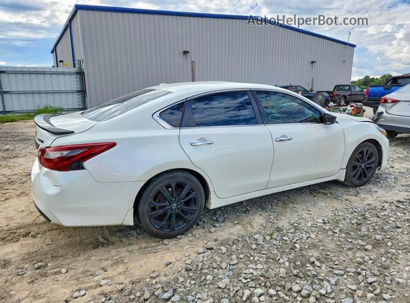 1N4AL3AP8JC163574 2018 NISSAN ALTIMA White Tył prawy