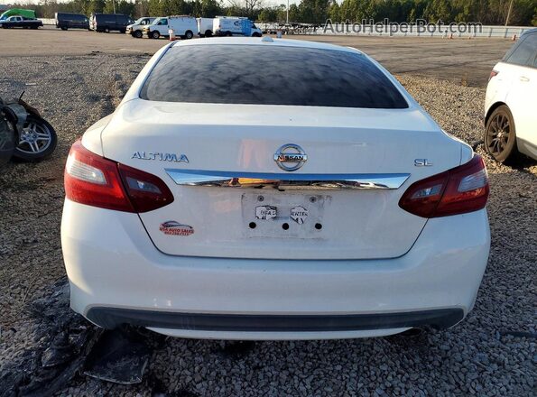 1N4AL3AP8JC170783 2018 NISSAN ALTIMA Белый Вид сзади