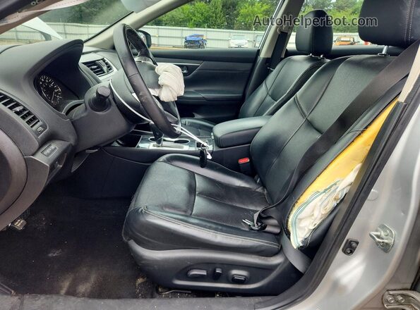 1N4AL3AP8JC192640 2018 NISSAN ALTIMA Silver Vista interior delantera