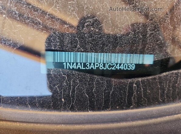 1N4AL3AP8JC244039 2018 NISSAN ALTIMA Black ძრავის განყოფილების ხედი