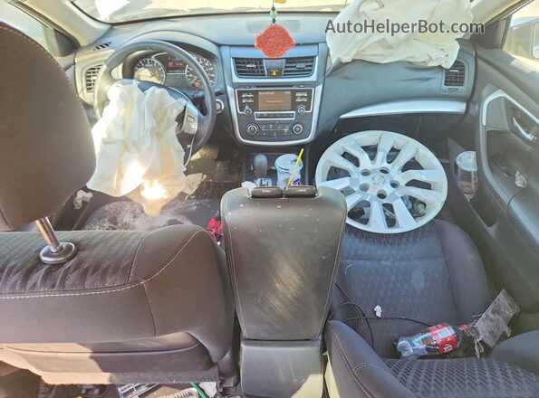1N4AL3AP8JC250746 2018 NISSAN ALTIMA Silver Вид панелі приладів