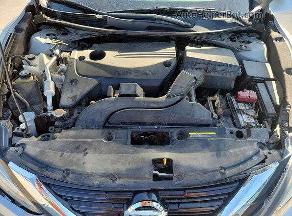 1N4AL3AP8JC250746 2018 NISSAN ALTIMA Silver Вид задньої частини салону