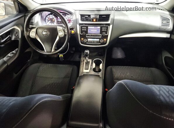 1N4AL3AP8JC279468 2018 NISSAN ALTIMA Gray Dashboard view