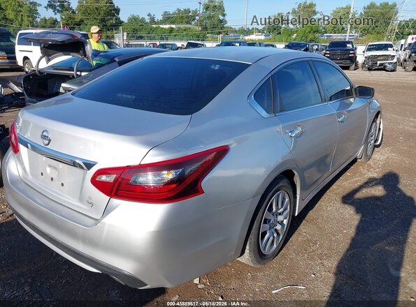 1N4AL3AP8JC281592 2018 NISSAN ALTIMA Серебряный Задняя правая четверть