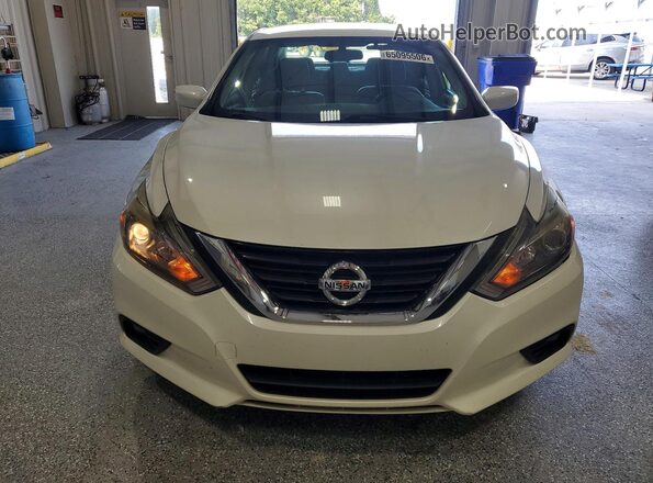 1N4AL3AP8JC285111 2018 NISSAN ALTIMA Белый Вид спереди