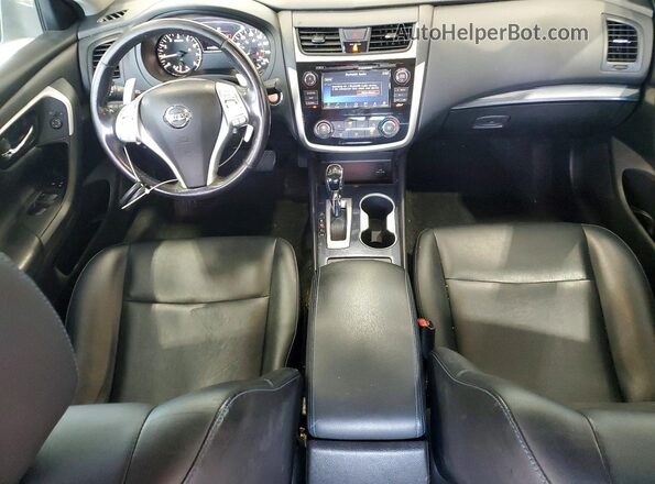 1N4AL3AP8JC285111 2018 NISSAN ALTIMA Белый Вид панели приборов