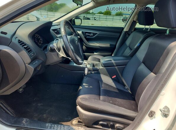 1N4AL3AP9GC180537 2016 NISSAN ALTIMA White Widok wnętrza z przodu