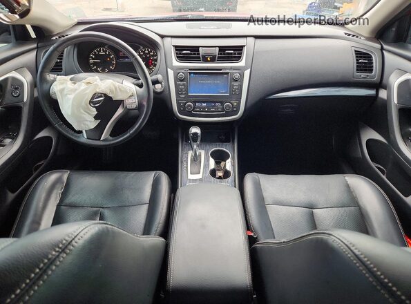 1N4AL3AP9GC276247 2016 NISSAN ALTIMA Red Dashboard view
