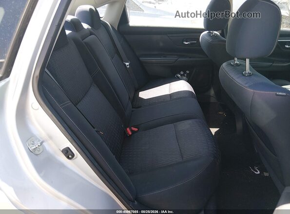 1N4AL3AP9GN335804 2016 NISSAN ALTIMA Silver VIN կոդի պիտակի տեսք