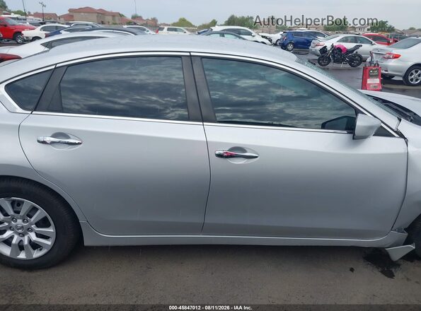 1N4AL3AP9GN379396 2016 NISSAN ALTIMA Серебряный Вид задней части салона
