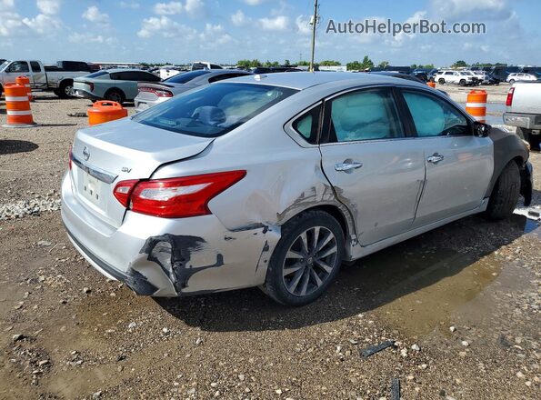 1N4AL3AP9HC125698 2017 NISSAN ALTIMA Silver Trasero derecho