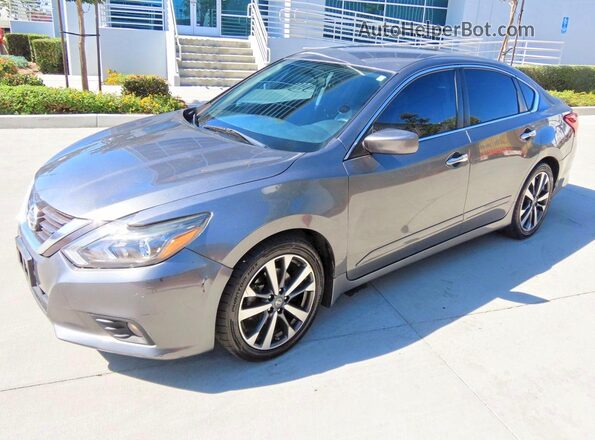 1N4AL3AP9HC148138 2017 NISSAN ALTIMA Gray Delantero derecho