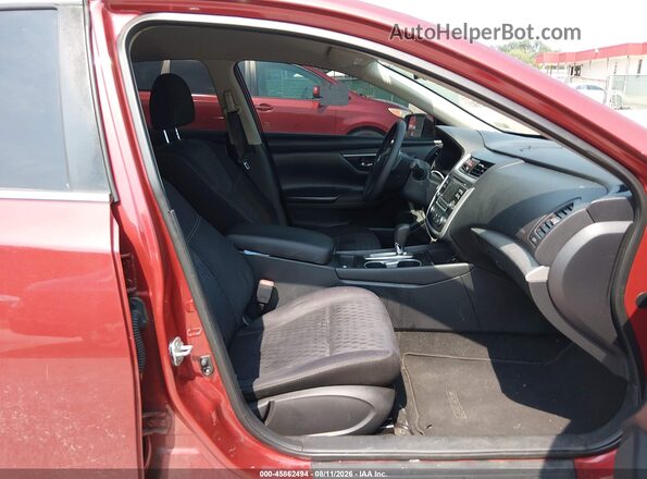 1N4AL3AP9HC150892 2017 NISSAN ALTIMA Красный Вид салона спереди