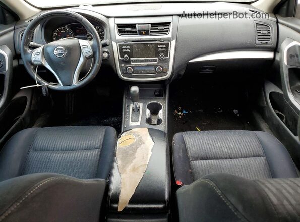 1N4AL3AP9HC168213 2017 NISSAN ALTIMA Silver Widok deski rozdzielczej