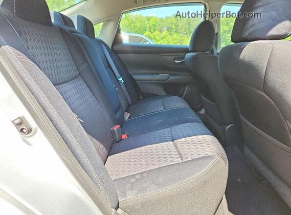 1N4AL3AP9HC215577 2017 NISSAN ALTIMA Silver Вид задніх сидінь