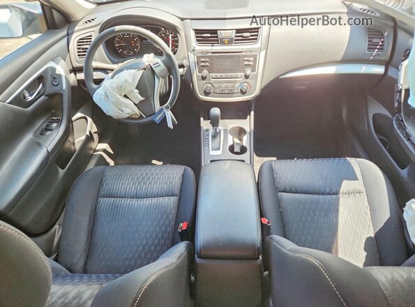 1N4AL3AP9HC215577 2017 NISSAN ALTIMA Silver Вид панелі приладів
