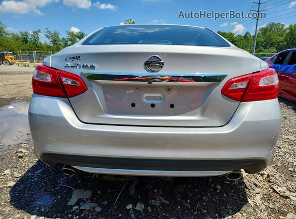 1N4AL3AP9HC215577 2017 NISSAN ALTIMA Silver Вид ззаду