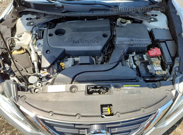 1N4AL3AP9HC215577 2017 NISSAN ALTIMA Silver Вид задньої частини салону