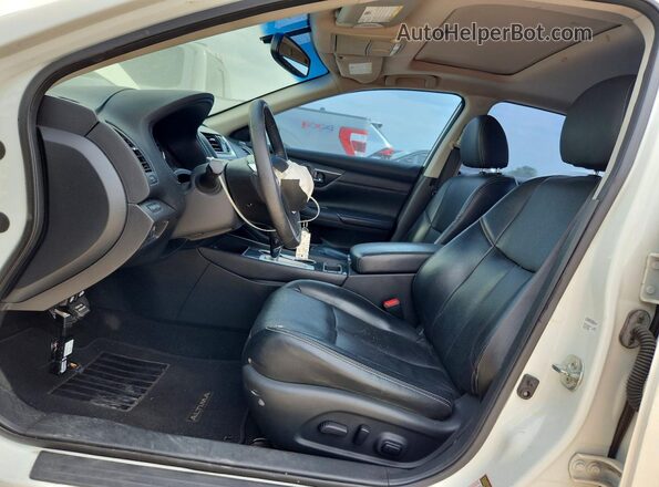 1N4AL3AP9HC235151 2017 NISSAN ALTIMA Белый Вид салона спереди