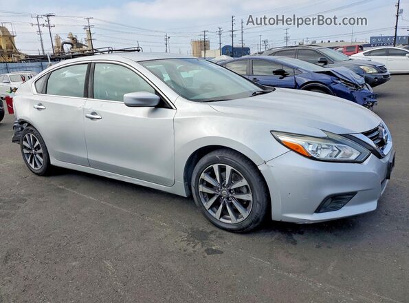 1N4AL3AP9HC243217 2017 NISSAN ALTIMA Silver Przód prawy