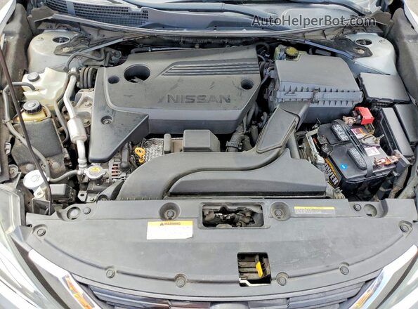 1N4AL3AP9HC243217 2017 NISSAN ALTIMA Silver Widok wnętrza z tyłu
