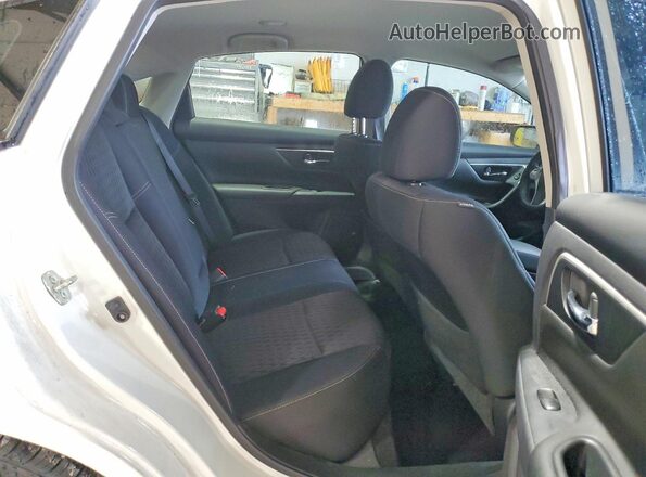 1N4AL3AP9HC255206 2017 NISSAN ALTIMA White Vista de los asientos traseros