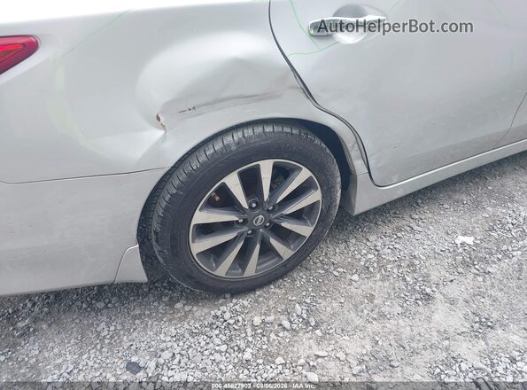 1N4AL3AP9HC473212 2017 NISSAN ALTIMA Silver Widok z przodu