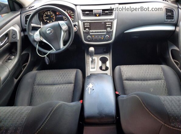 1N4AL3AP9HN303324 2017 NISSAN ALTIMA Черный Вид панели приборов