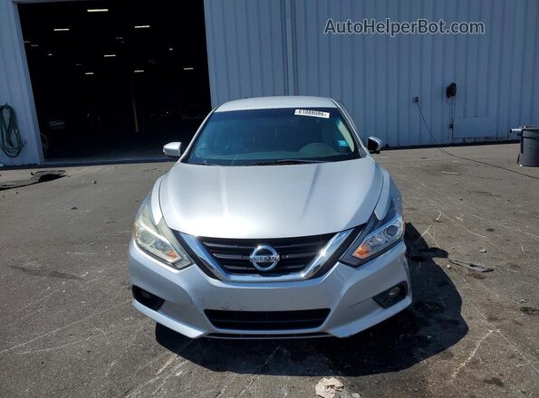 1N4AL3AP9JC139980 2018 NISSAN ALTIMA Silver Դիմացի տեսք
