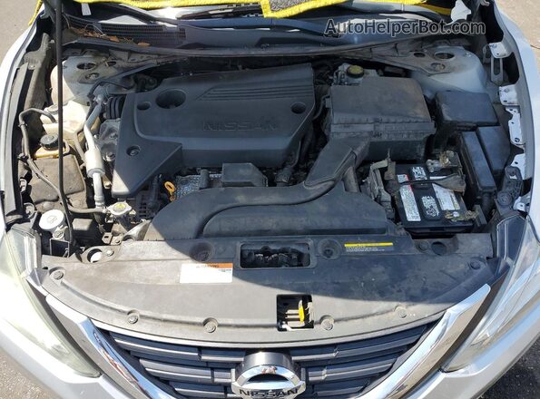 1N4AL3AP9JC139980 2018 NISSAN ALTIMA Silver Սալոնի հետևի տեսք